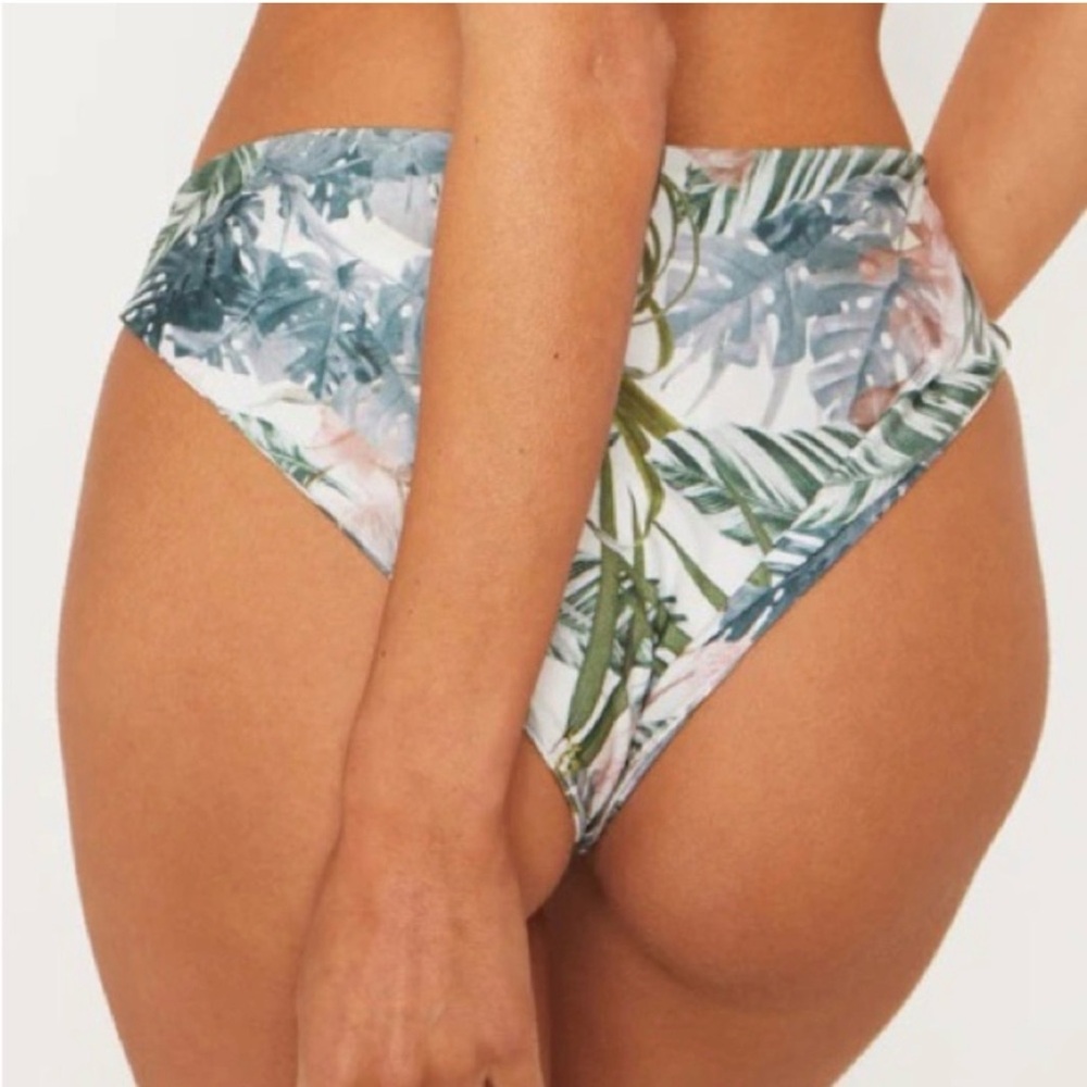 Bikini Set - image 3